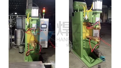 青島焊本為青島某客戶安裝調(diào)試中頻點焊機
